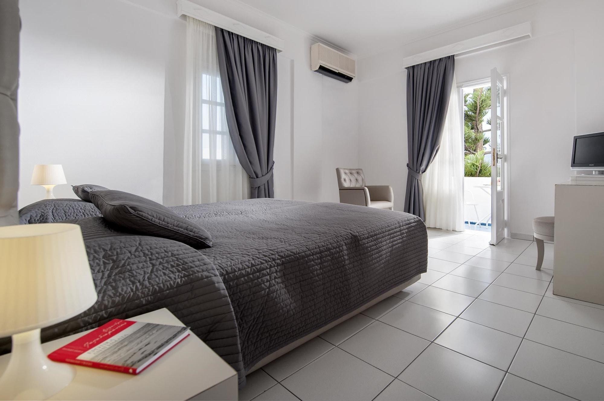 Daedalus Hotel Fira  Ngoại thất bức ảnh